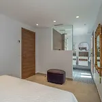 Old Town : Luxury Townhouse *