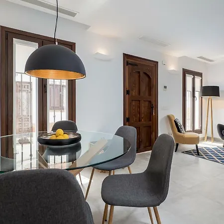 Old Town : Luxury Townhouse Σπίτι διακοπών