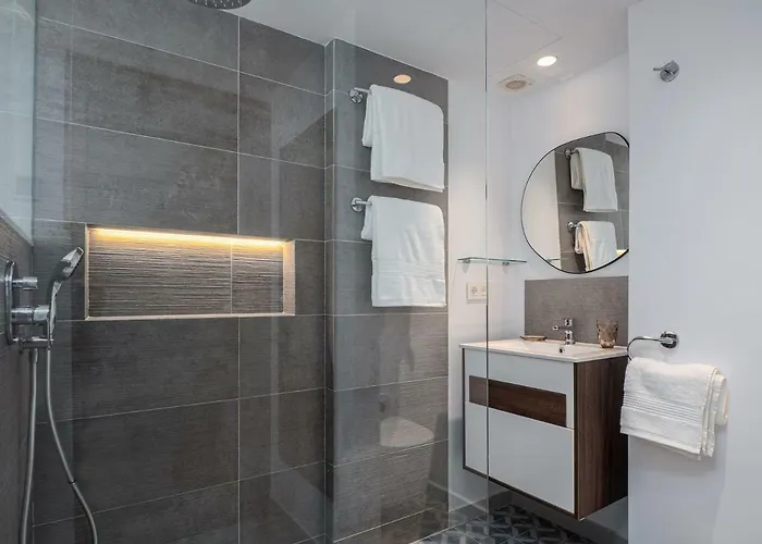 Old Town : Luxury Townhouse Дом отдыха