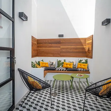 Old Town : Luxury Townhouse Marbella