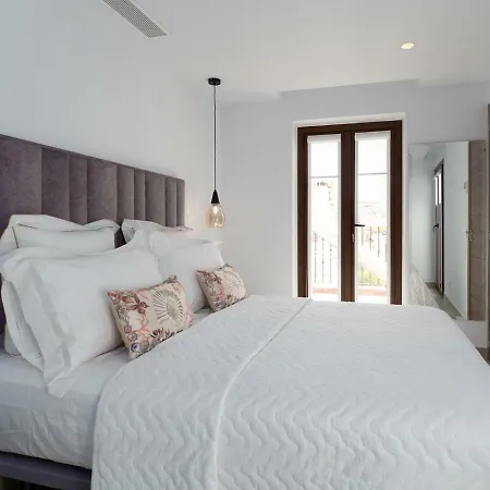 Old Town : Luxury Townhouse 別荘 *